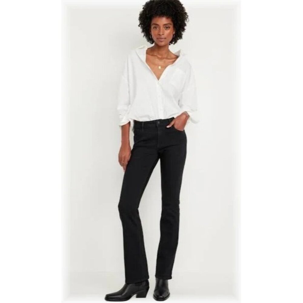 Old Navy Women's Mid-Rise Bootcut Jeans Black Size 26